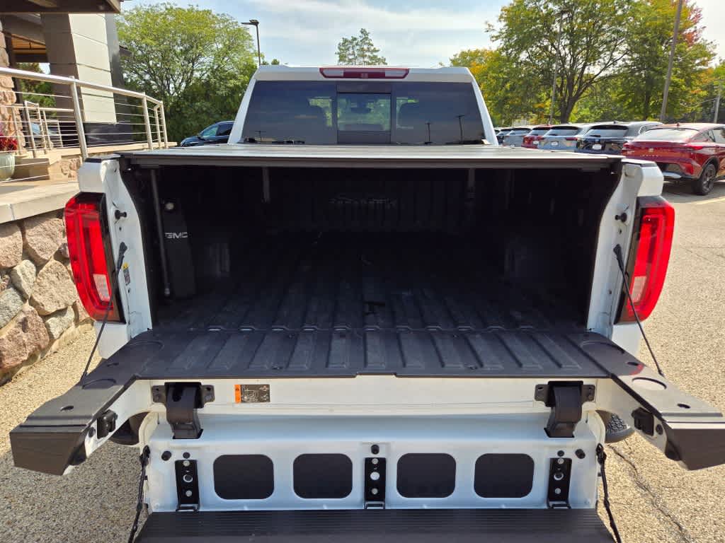 2019 GMC Sierra 1500 AT4 4WD Crew Cab 147 17