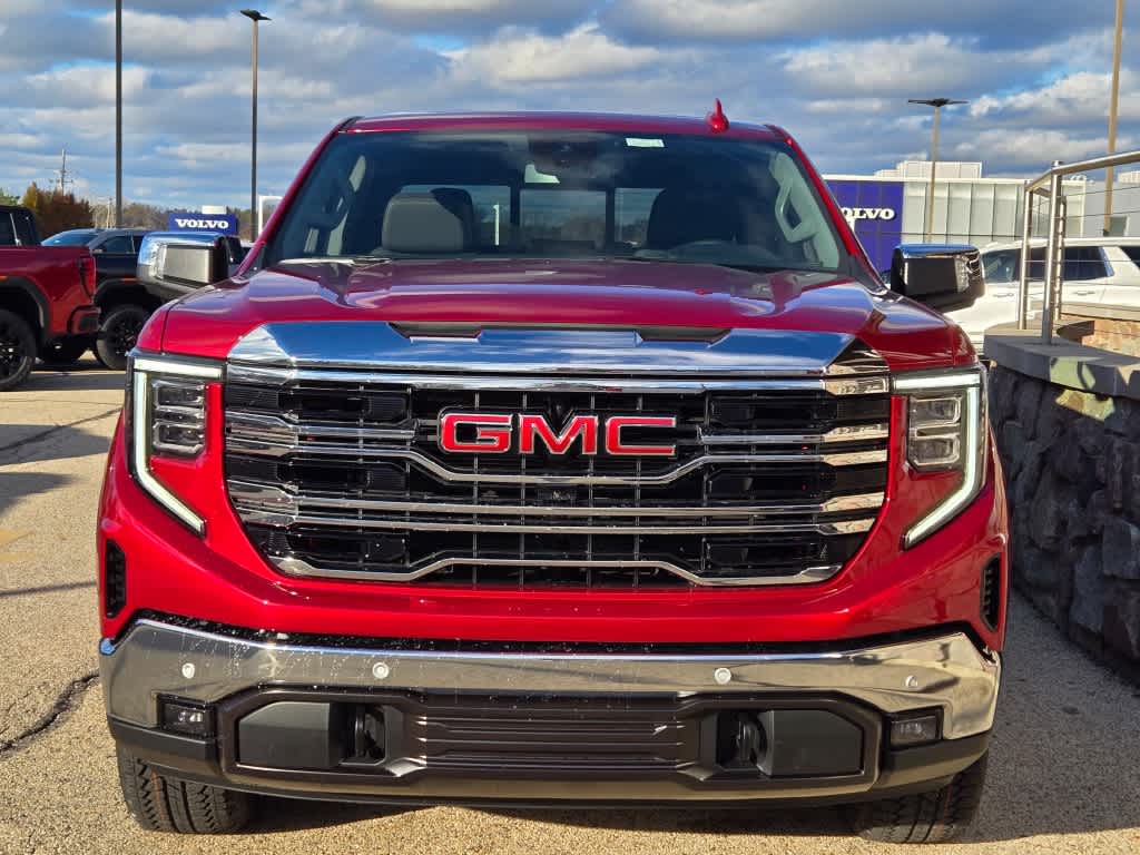 2025 GMC Sierra 1500 SLT 4WD Crew Cab 147 3