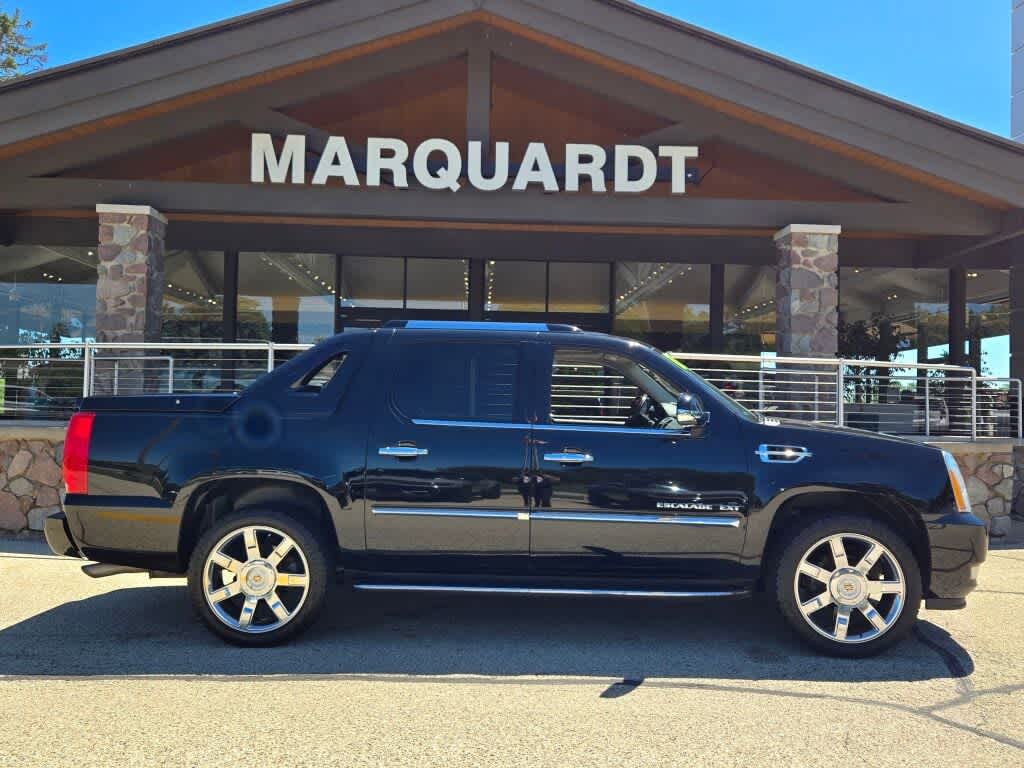 Black Raven 2013 Cadillac Escalade EXT Luxury 4WD Pickup Truck All-Wheel Drive 6-Speed Automatic