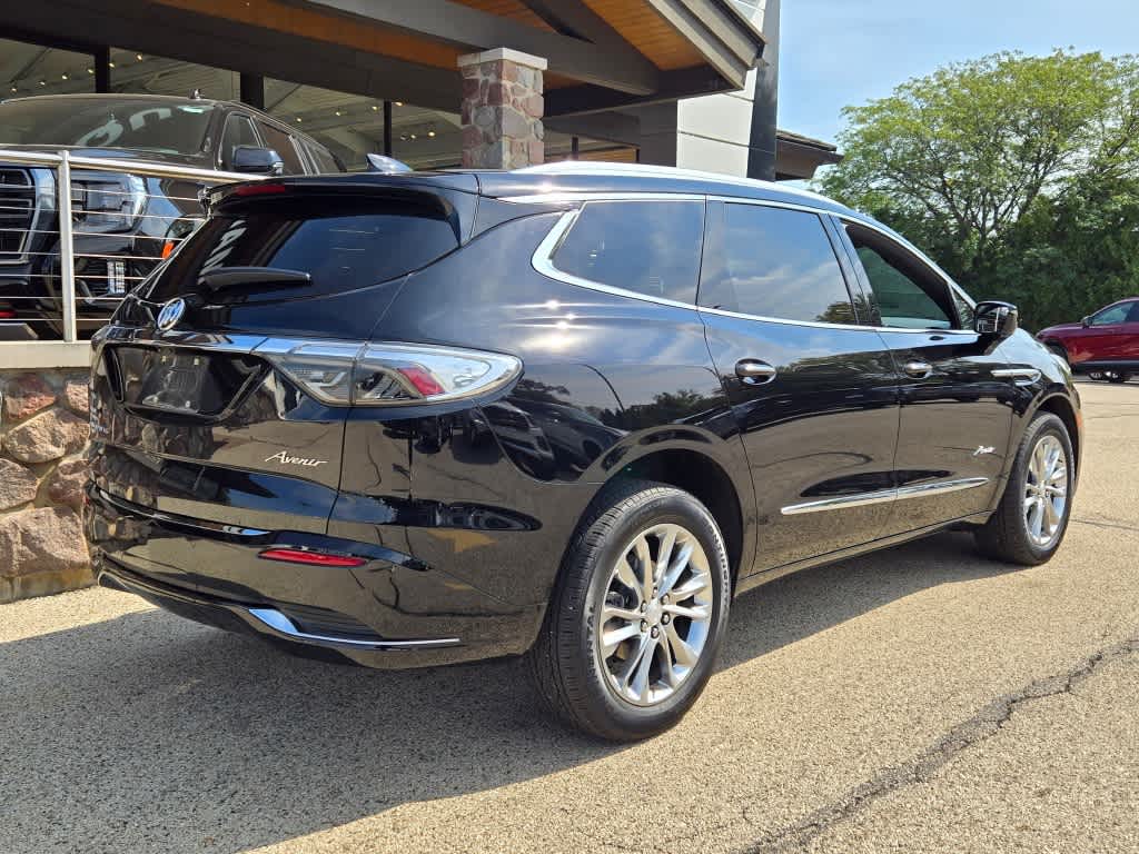 2022 Buick Enclave Avenir 14