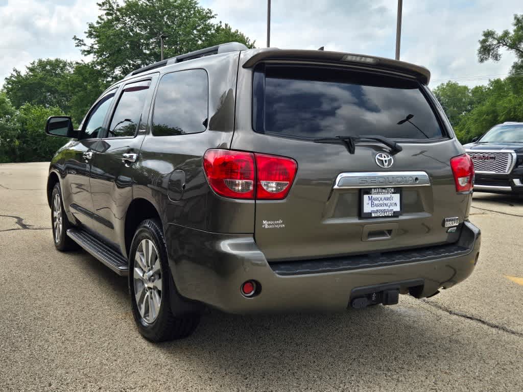 2017 Toyota Sequoia Limited 18