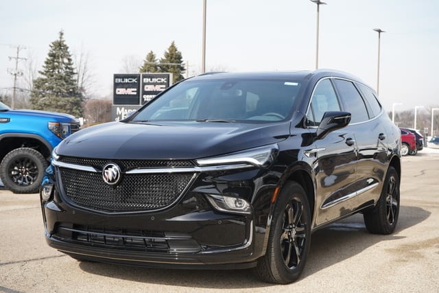 2023 Buick Enclave Essence 3