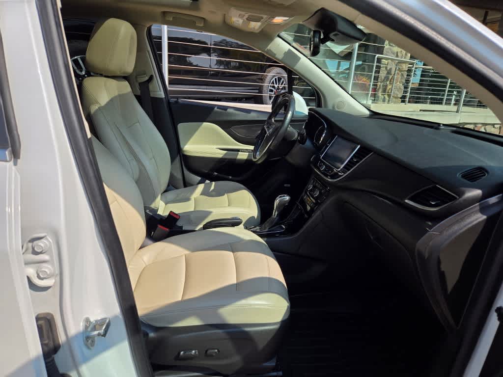 2019 Buick Encore Essence 5