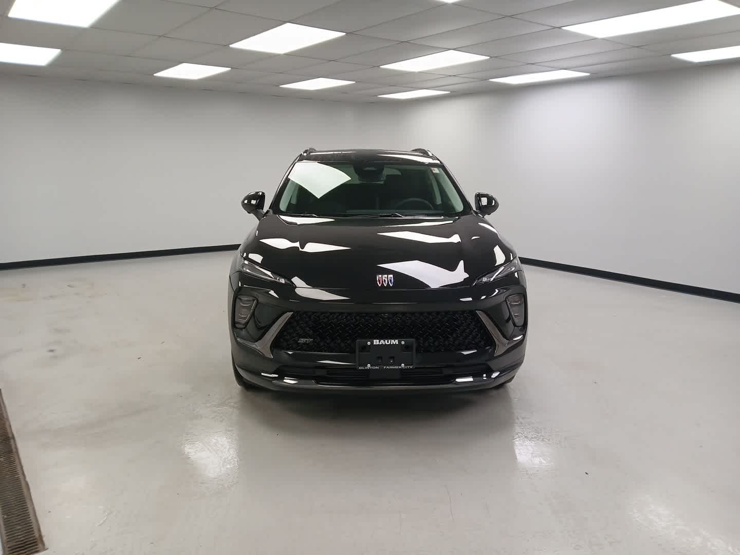 View vehicle photo 3