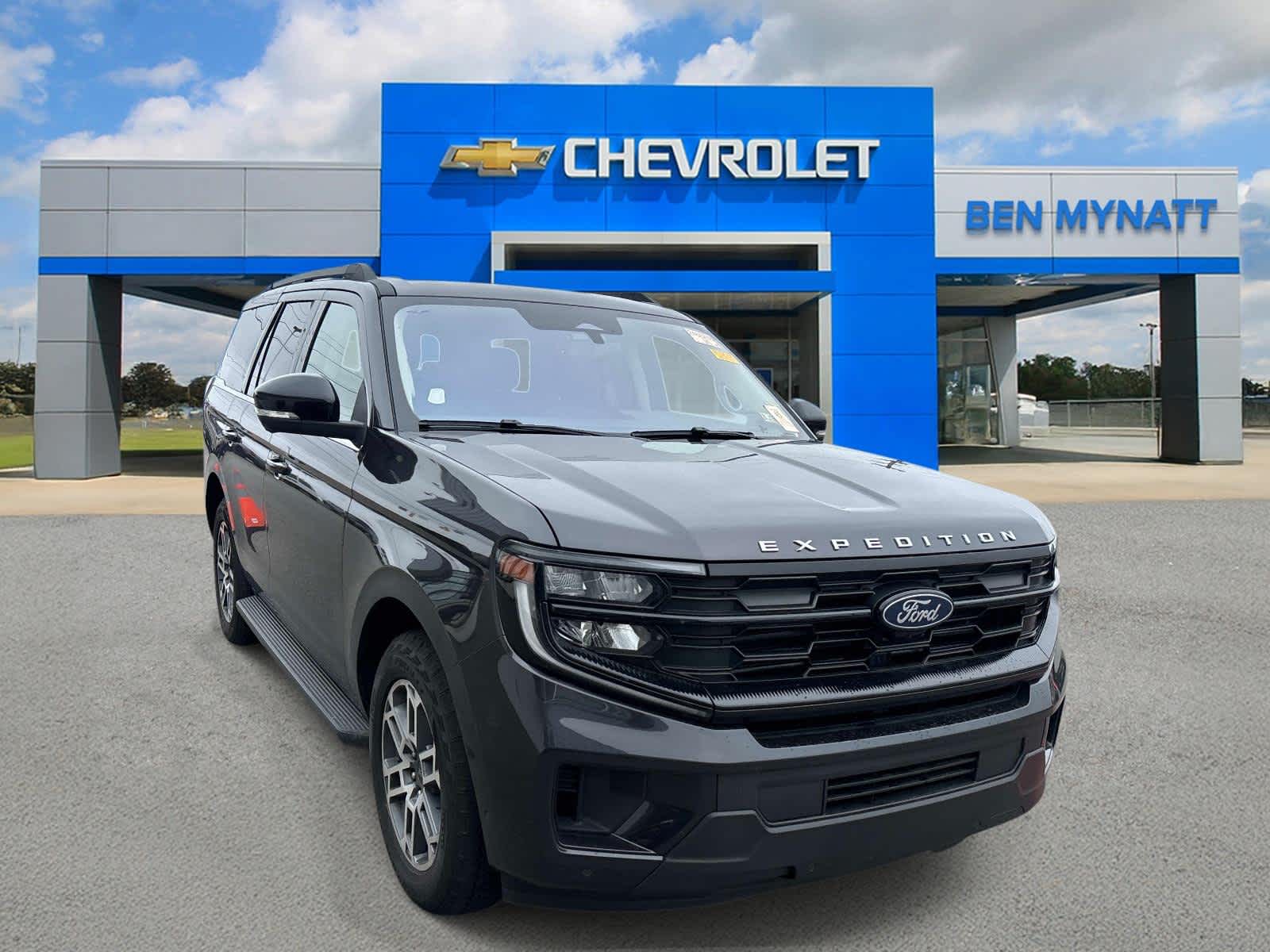 Dark Matter Gray 2025 Ford Expedition SUV / Crossover Four-Wheel Drive Automatic
