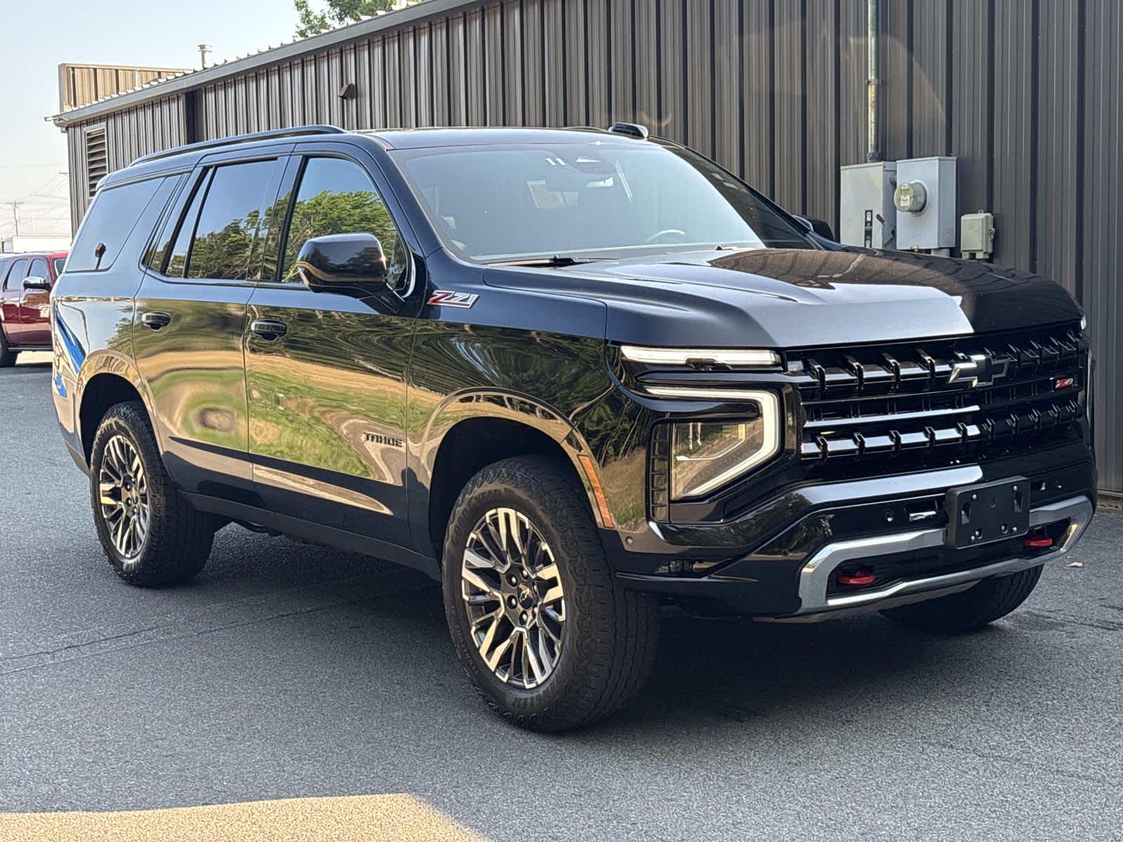 Black 2025 Chevrolet Tahoe SUV / Crossover Four-Wheel Drive Automatic