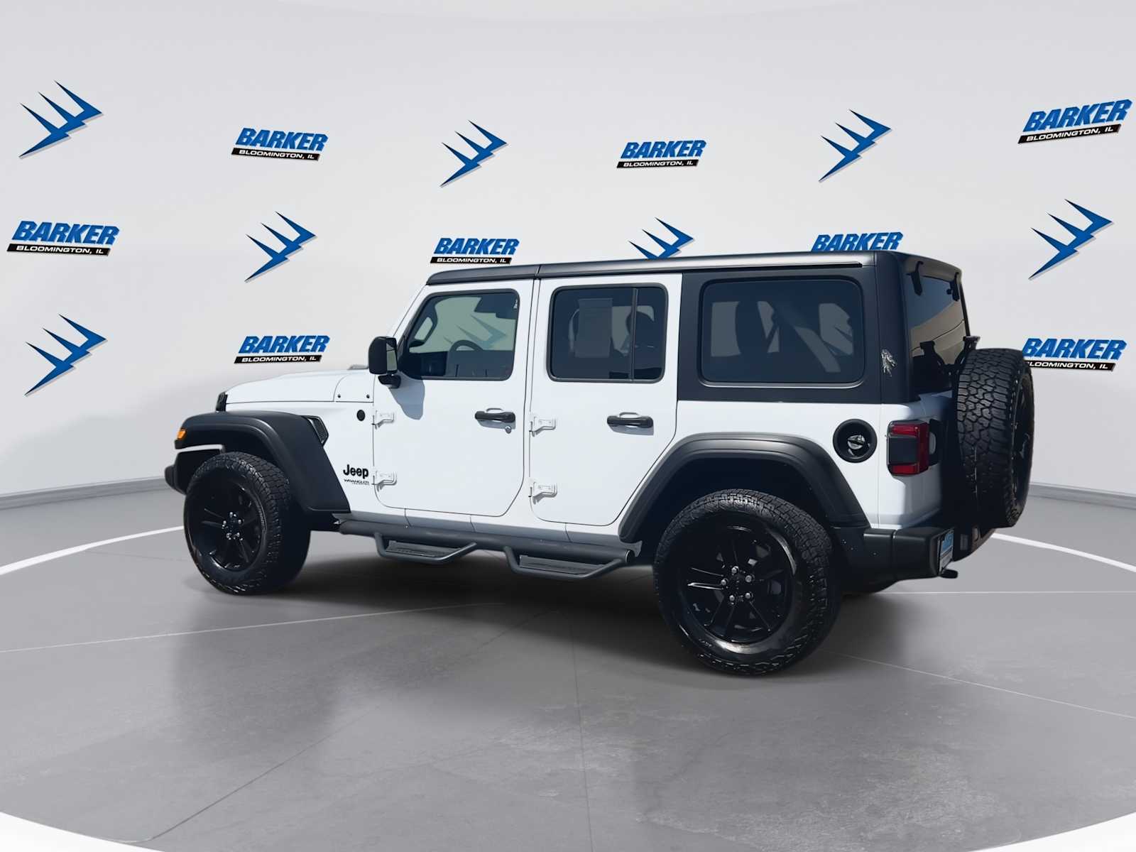 View vehicle photo 6