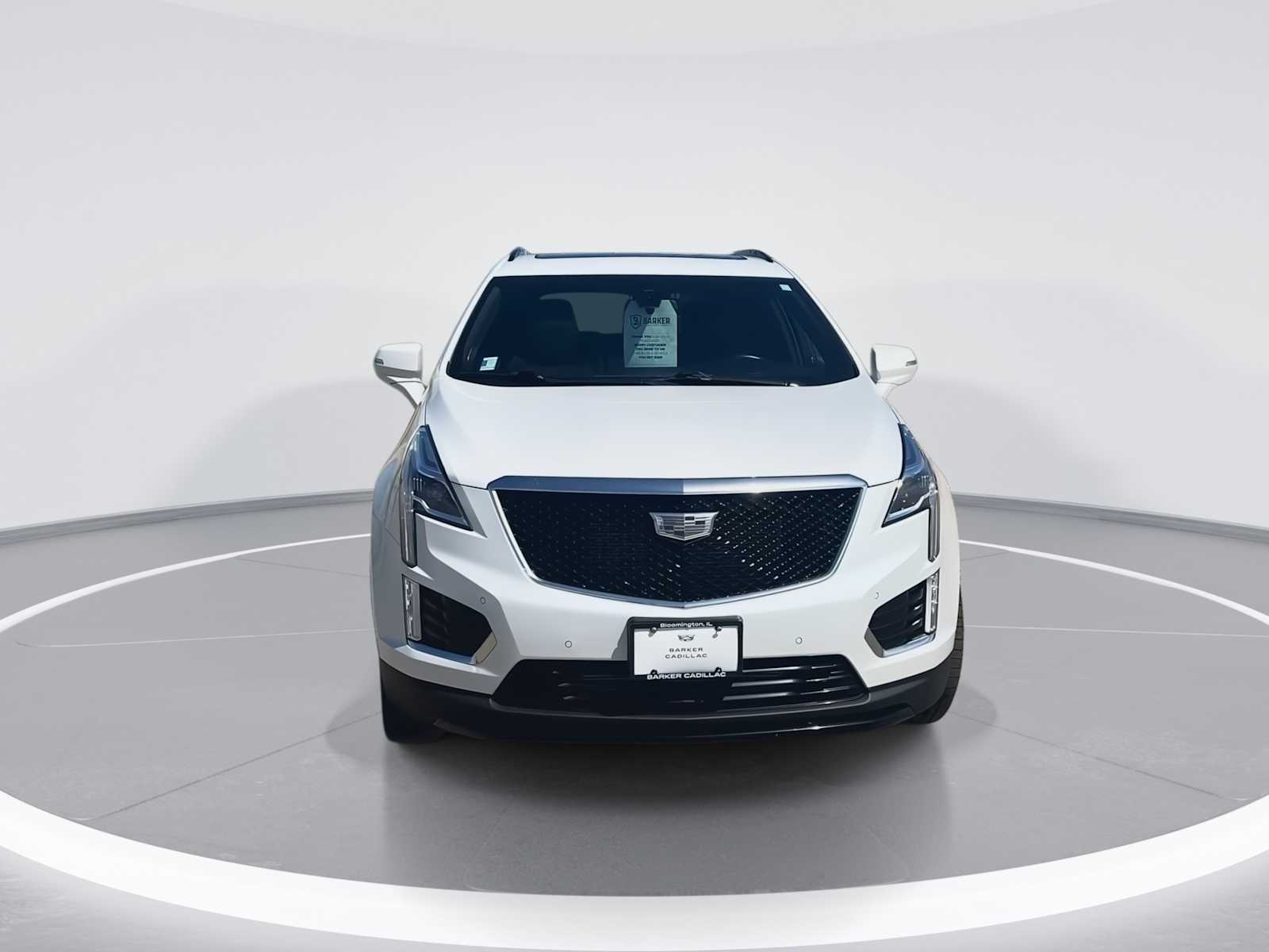 View vehicle photo 4