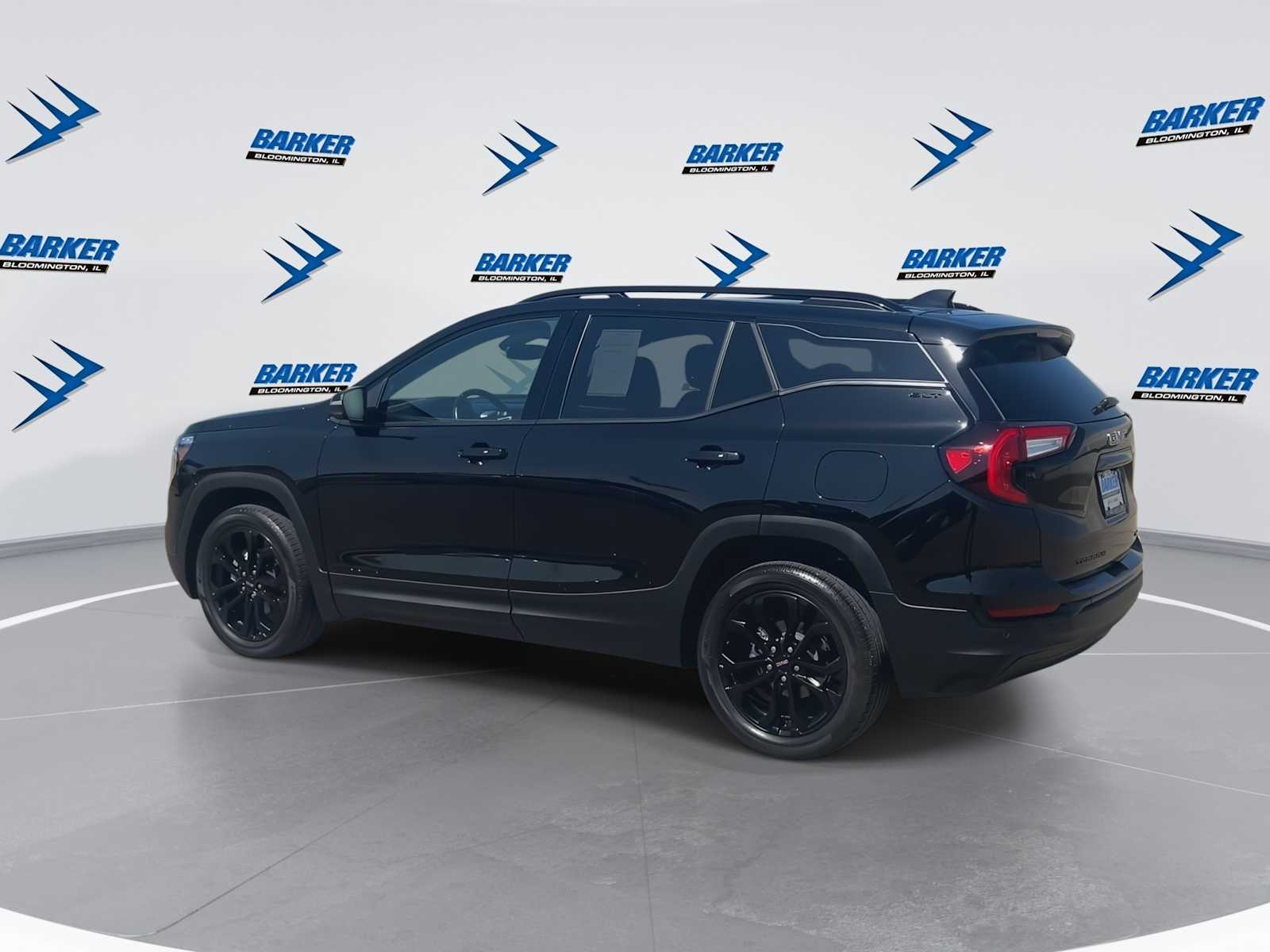 View vehicle photo 6