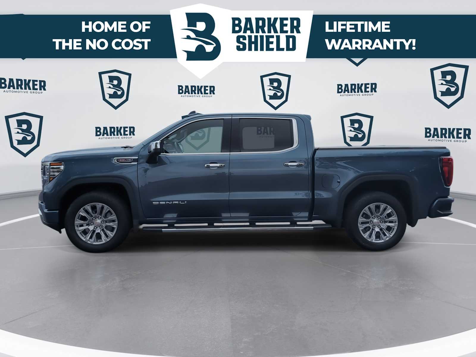 View vehicle photo 6