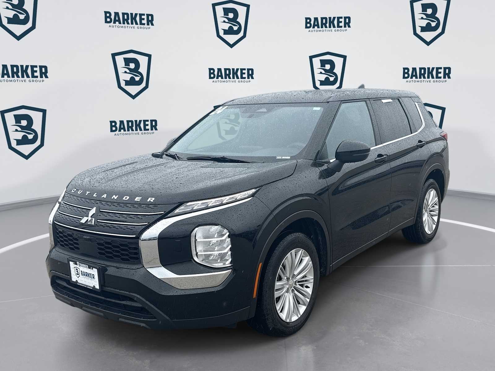 Labrador Black Pearl 2024 Mitsubishi Outlander SUV / Crossover All-Wheel Drive Continuously Variable Transmission