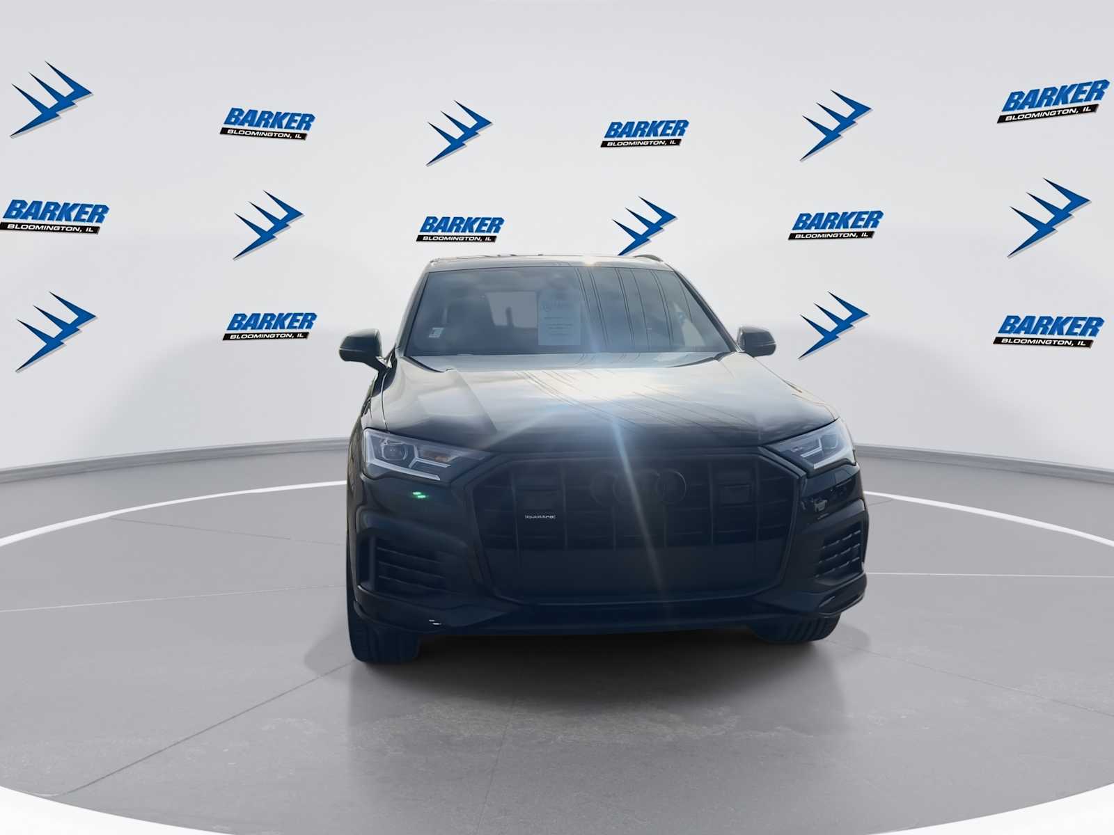 View vehicle photo 3