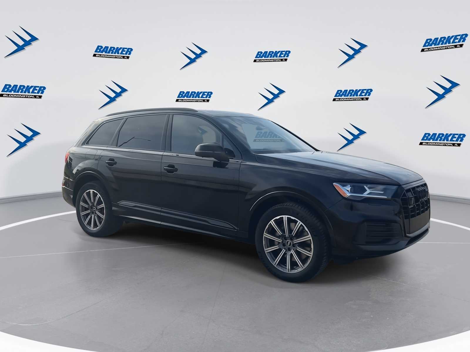 View vehicle photo 2