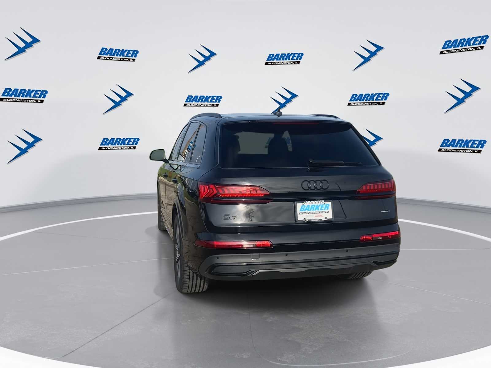 View vehicle photo 7