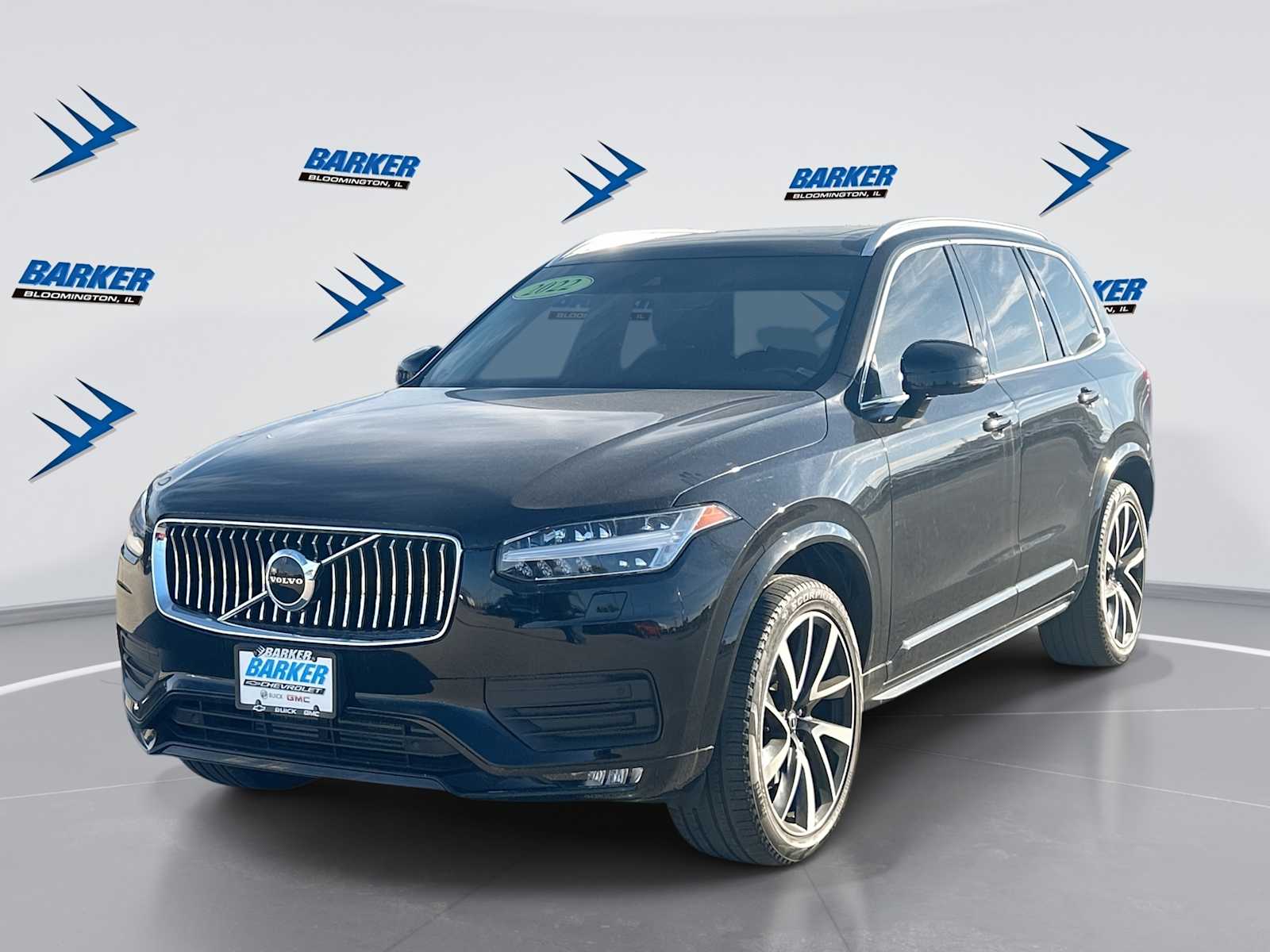 2022 Volvo XC90 T6 Momentum 7-Passenger AWD