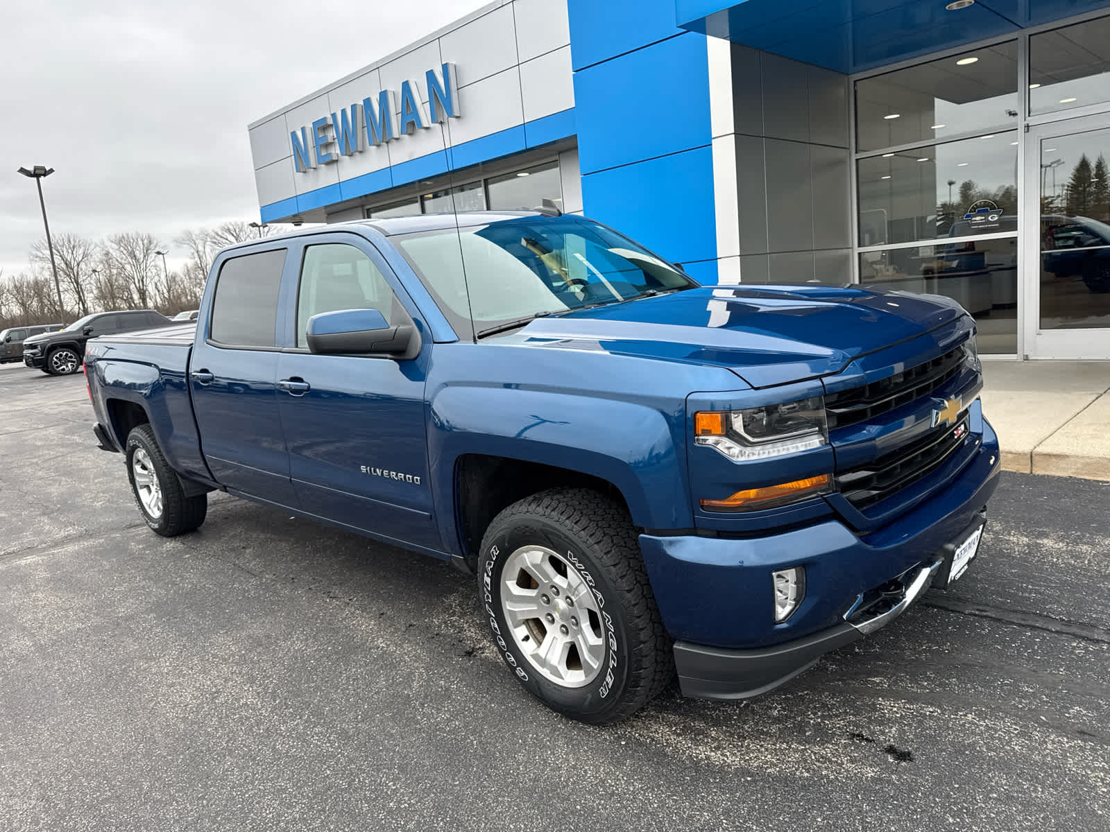 Deep Ocean Blue Metallic 2018 Chevrolet Silverado 1500 LT Crew Cab 4WD Pickup Truck Four-Wheel Drive 6-Speed Automatic