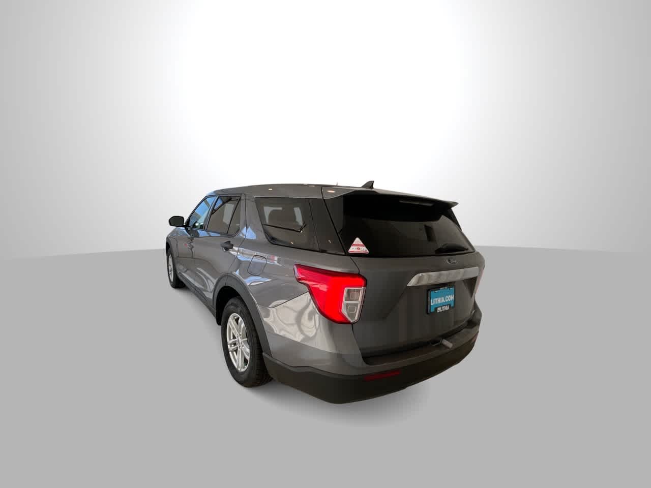 View vehicle photo 6