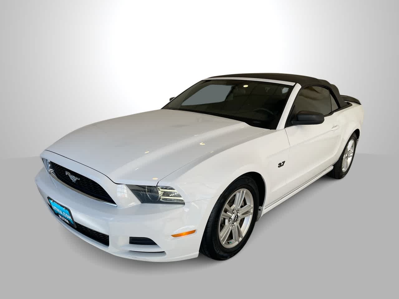 2014 Ford Mustang V6 Convertible RWD
