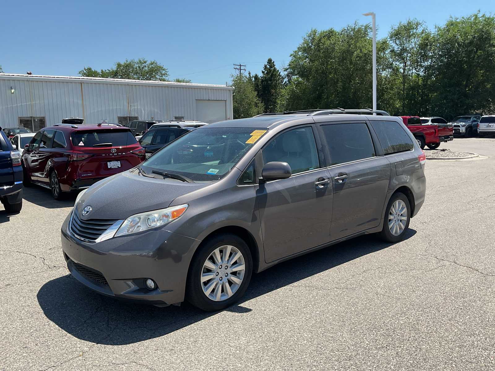 2013 Toyota Sienna XLE 7-Passenger