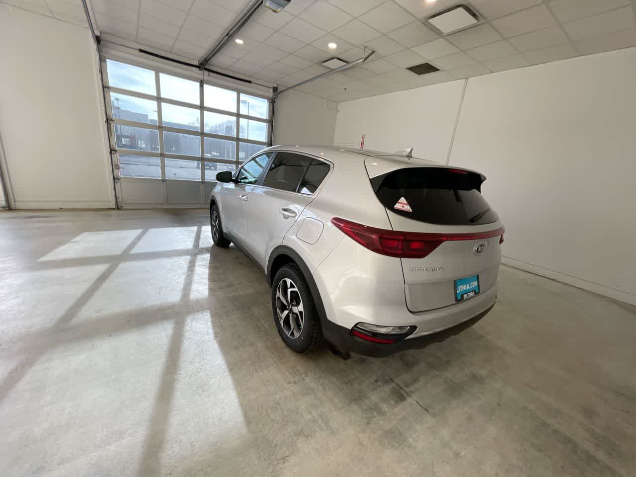 View vehicle photo 6