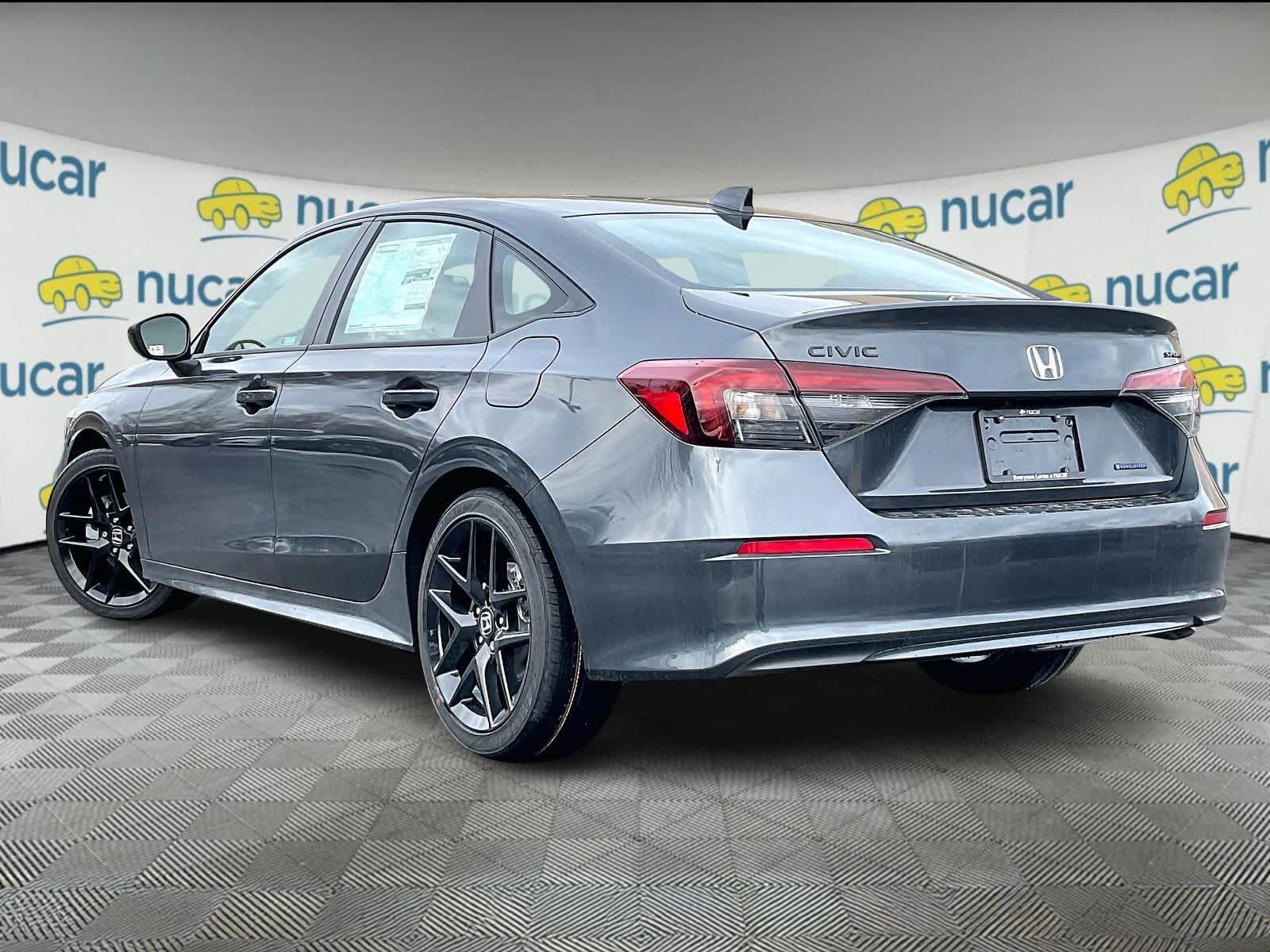 View vehicle photo 5