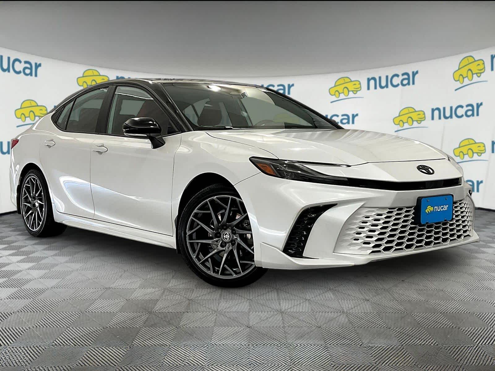 Wind Chill Pearl/Midnight Black Metallic 2025 Toyota Camry XSE AWD Sedan All-Wheel Drive Continuously Variable Transmission