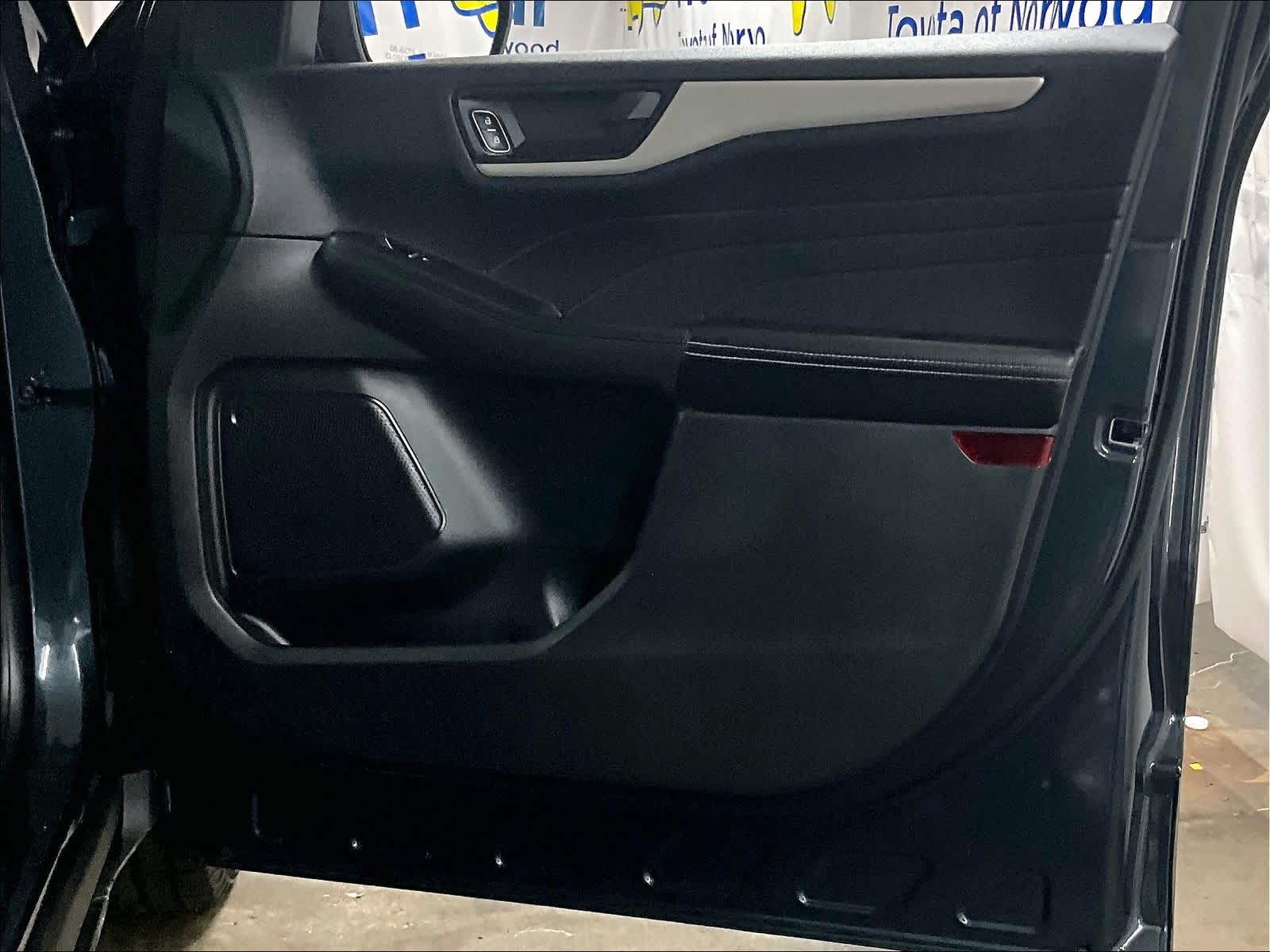 used 2022 Ford Escape car, priced at $19,557