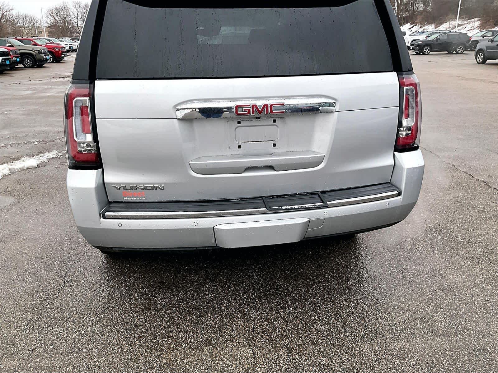 used 2015 GMC Yukon Denali car, priced at $20,427