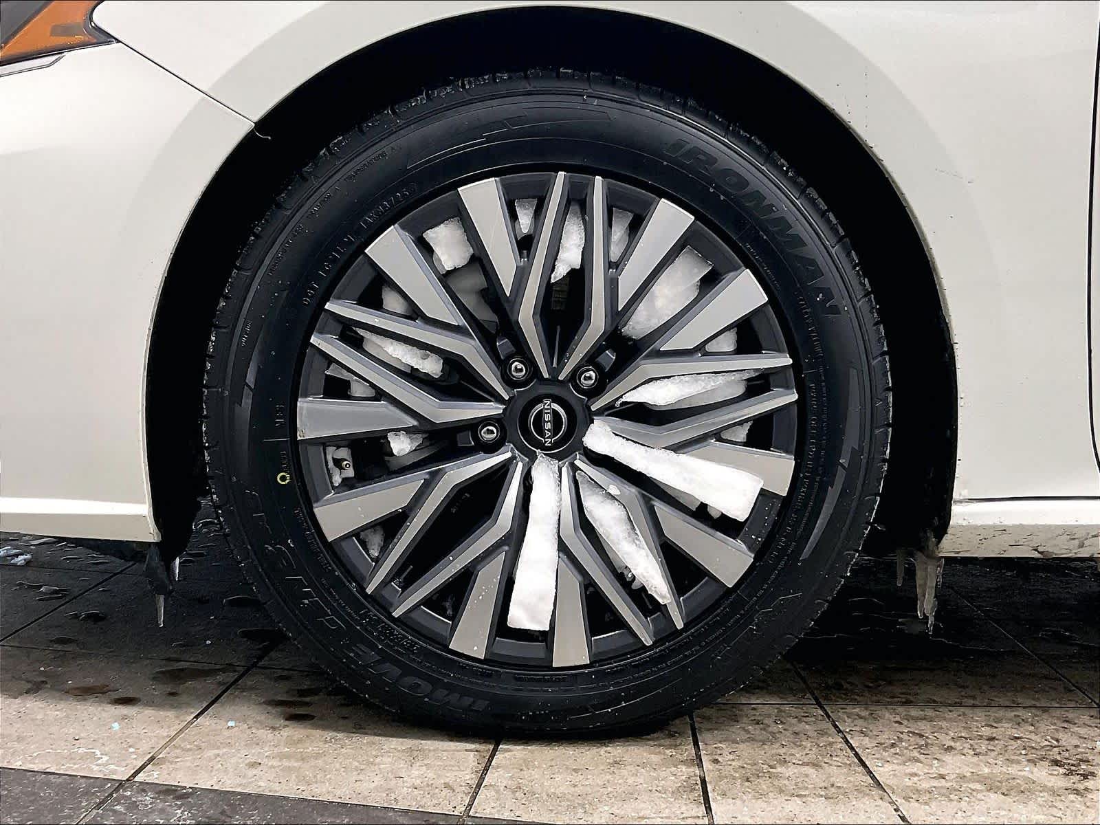 used 2023 Nissan Altima car, priced at $17,817