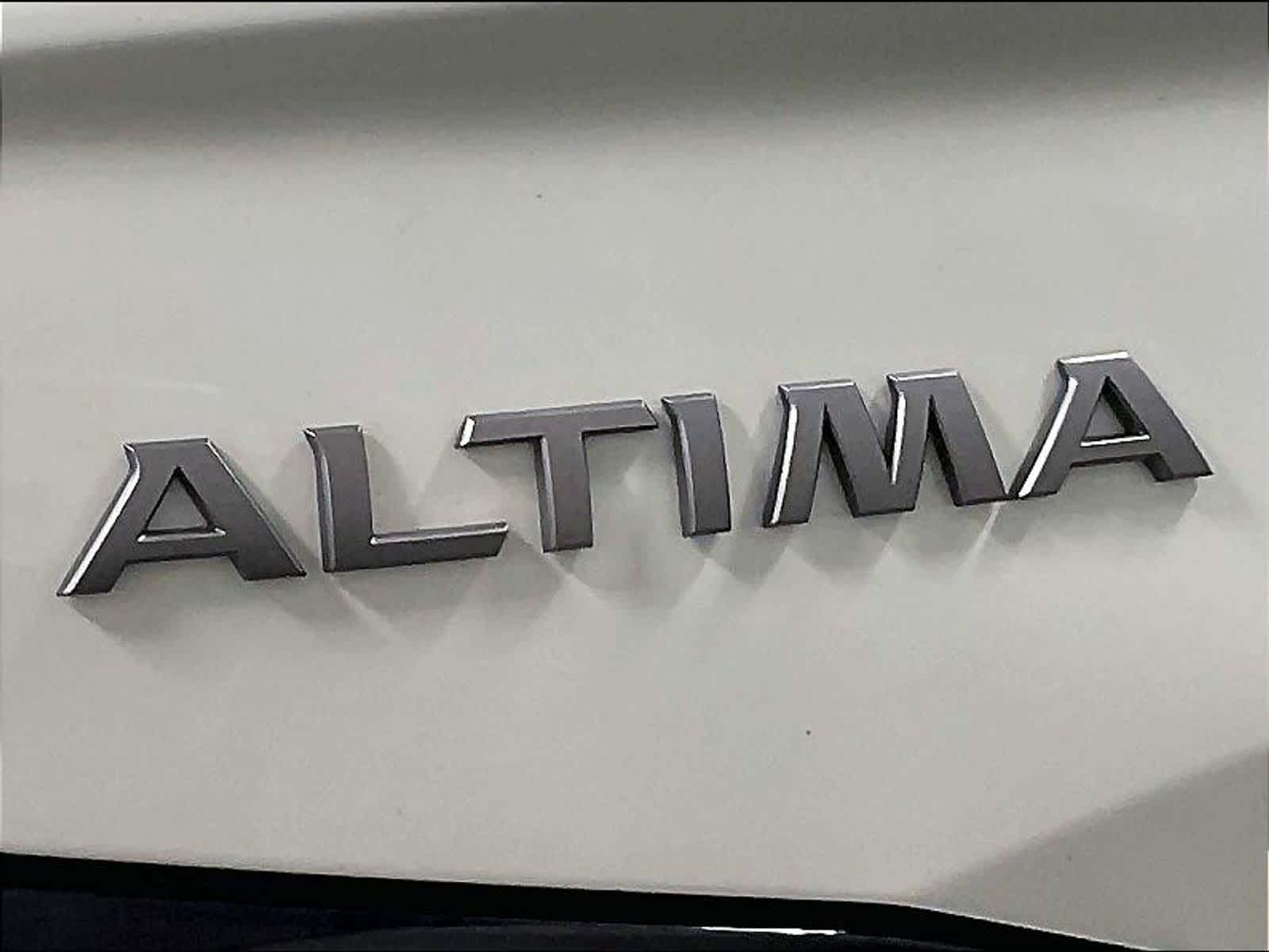 used 2023 Nissan Altima car, priced at $16,977