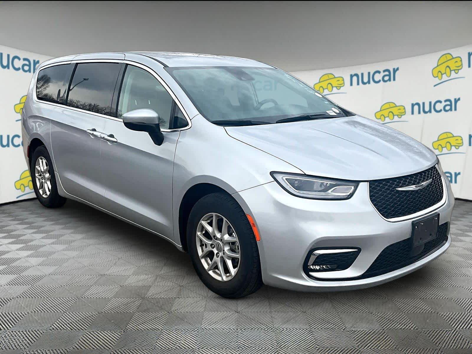 used 2023 Chrysler Pacifica car, priced at $23,897