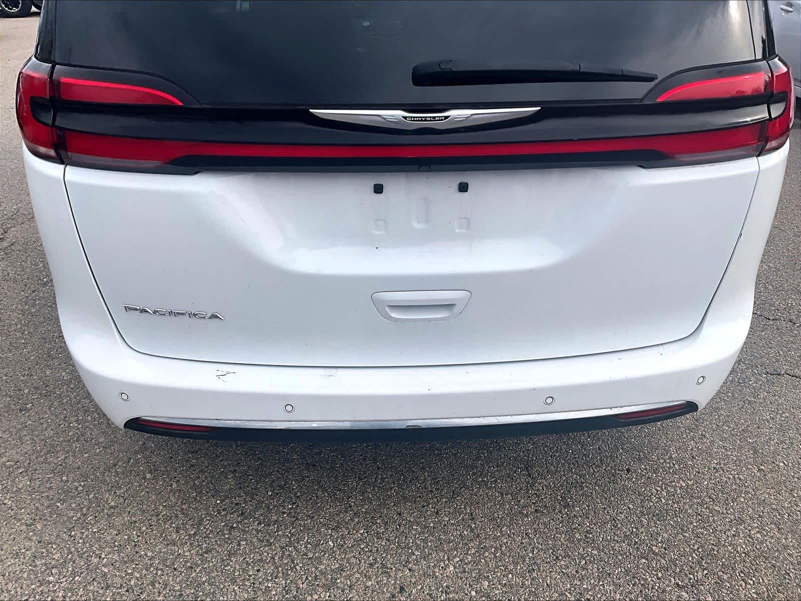 used 2023 Chrysler Pacifica car, priced at $23,897