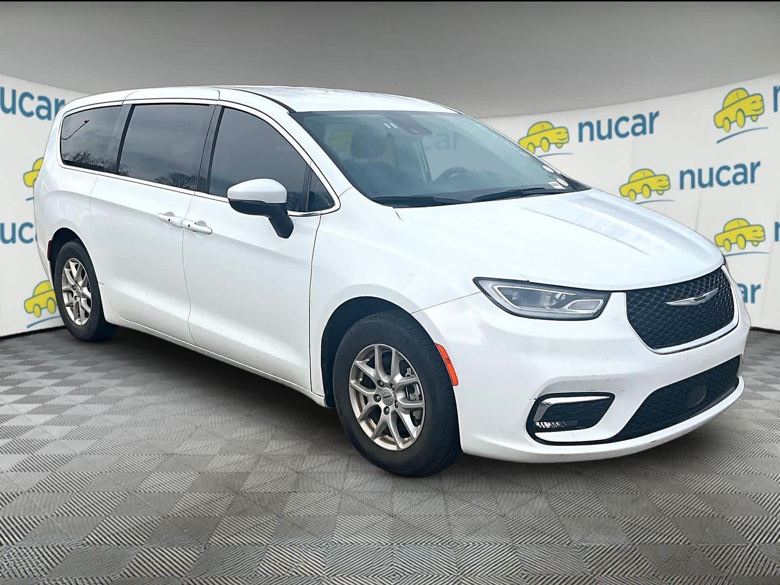 used 2023 Chrysler Pacifica car, priced at $23,897