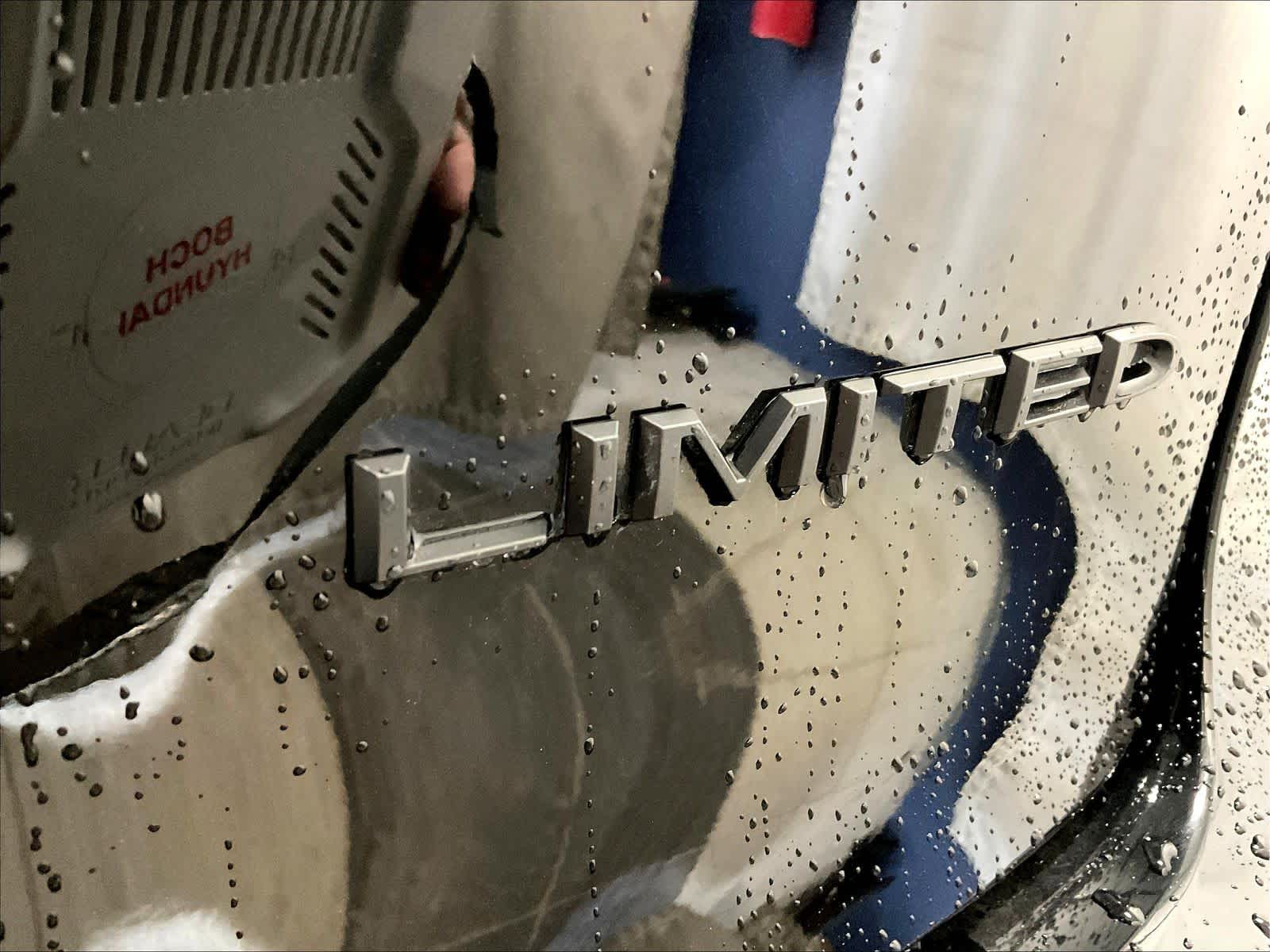 used 2025 Chrysler Pacifica car, priced at $36,997