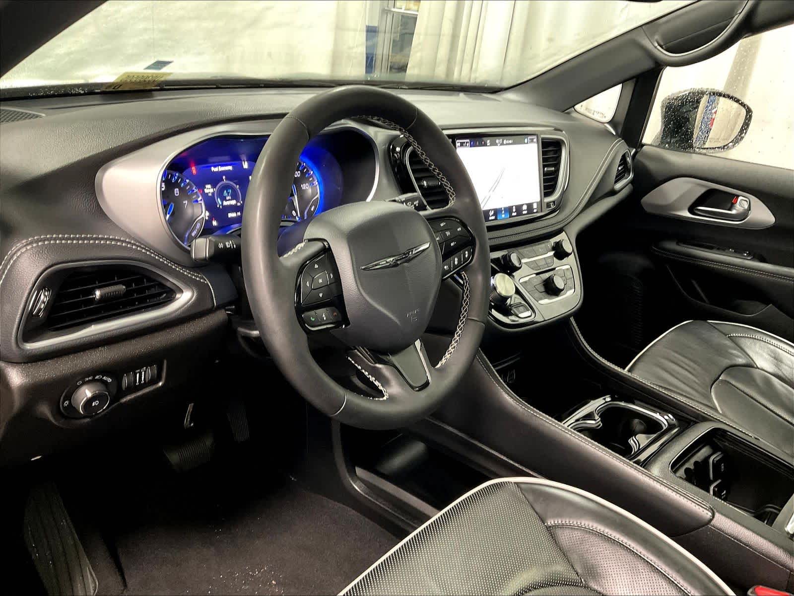 used 2025 Chrysler Pacifica car, priced at $36,997