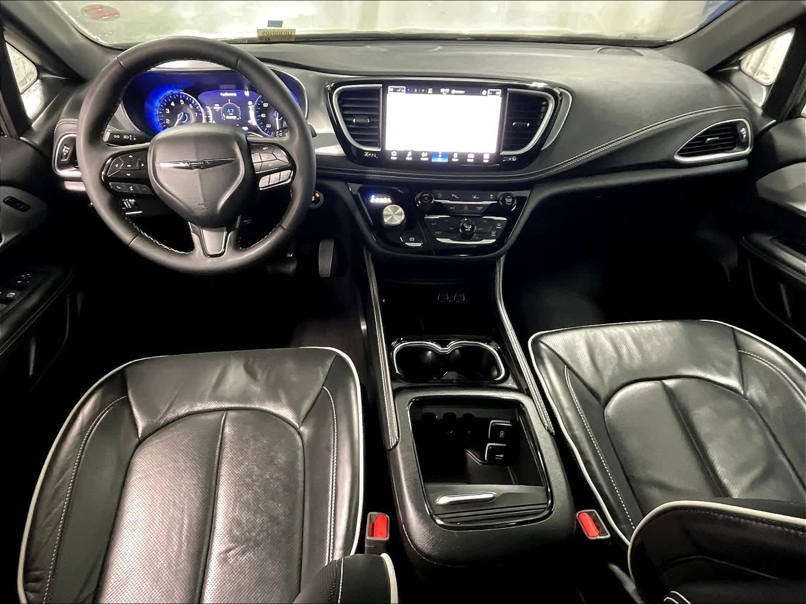 used 2025 Chrysler Pacifica car, priced at $36,997