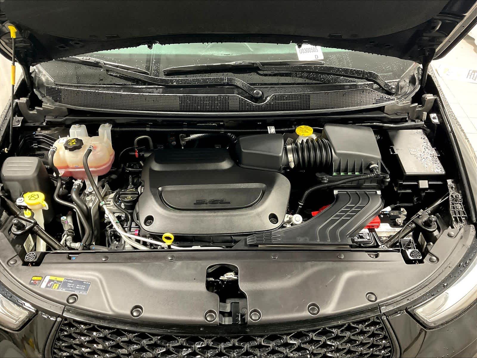 used 2025 Chrysler Pacifica car, priced at $36,997