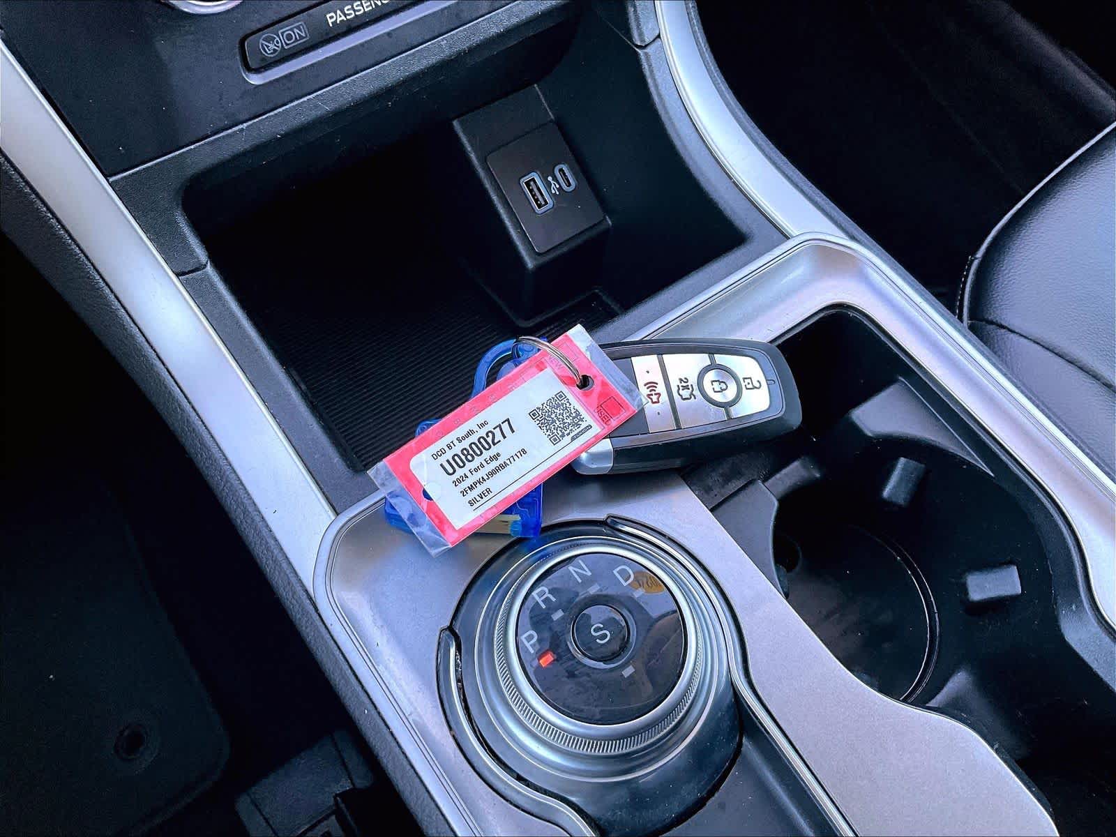 used 2024 Ford Edge car, priced at $23,721