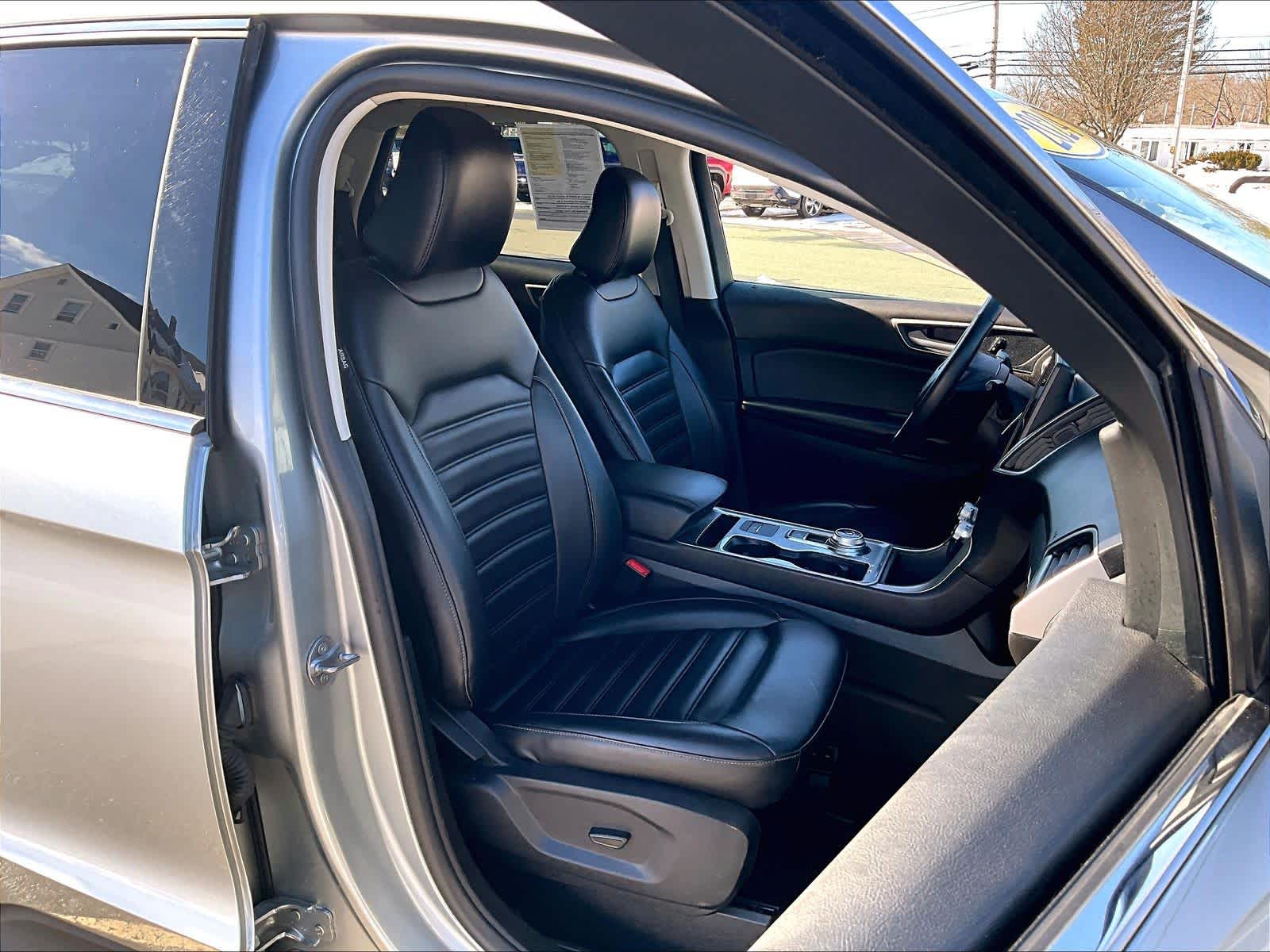 used 2024 Ford Edge car, priced at $23,721