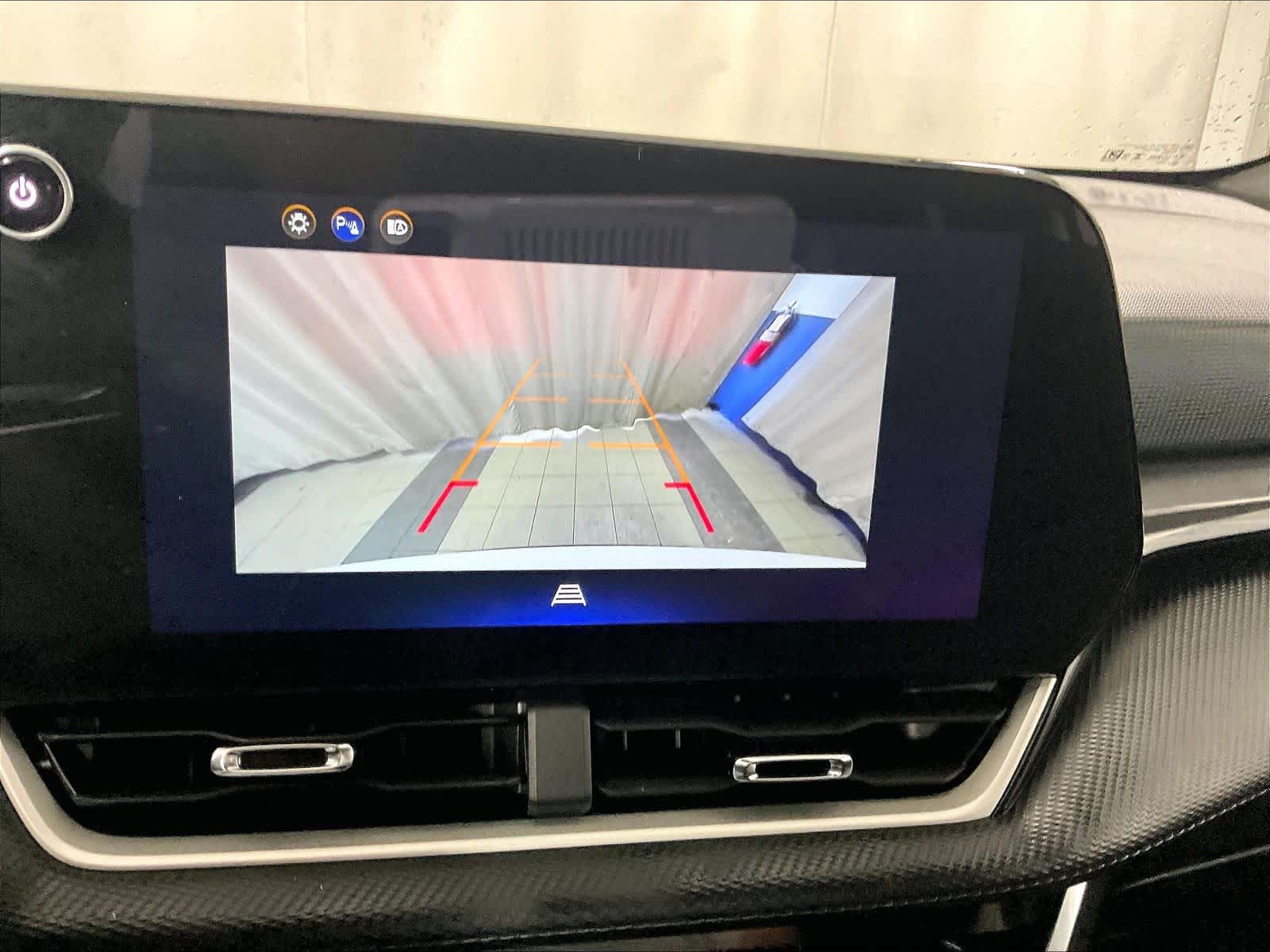 used 2025 Chevrolet Equinox car, priced at $26,997