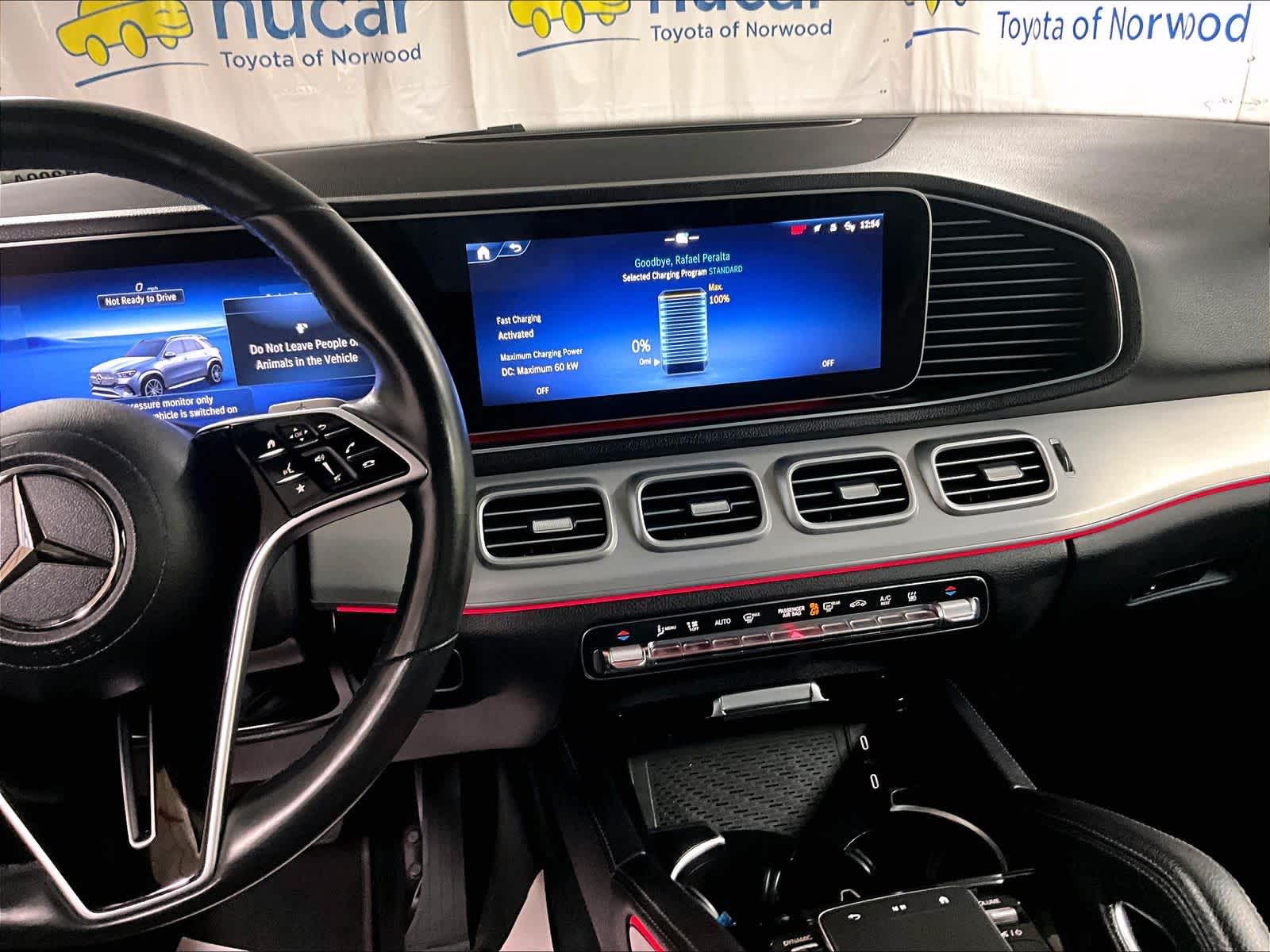 used 2024 Mercedes-Benz GLE 450e Plug-In Hybrid car, priced at $45,673