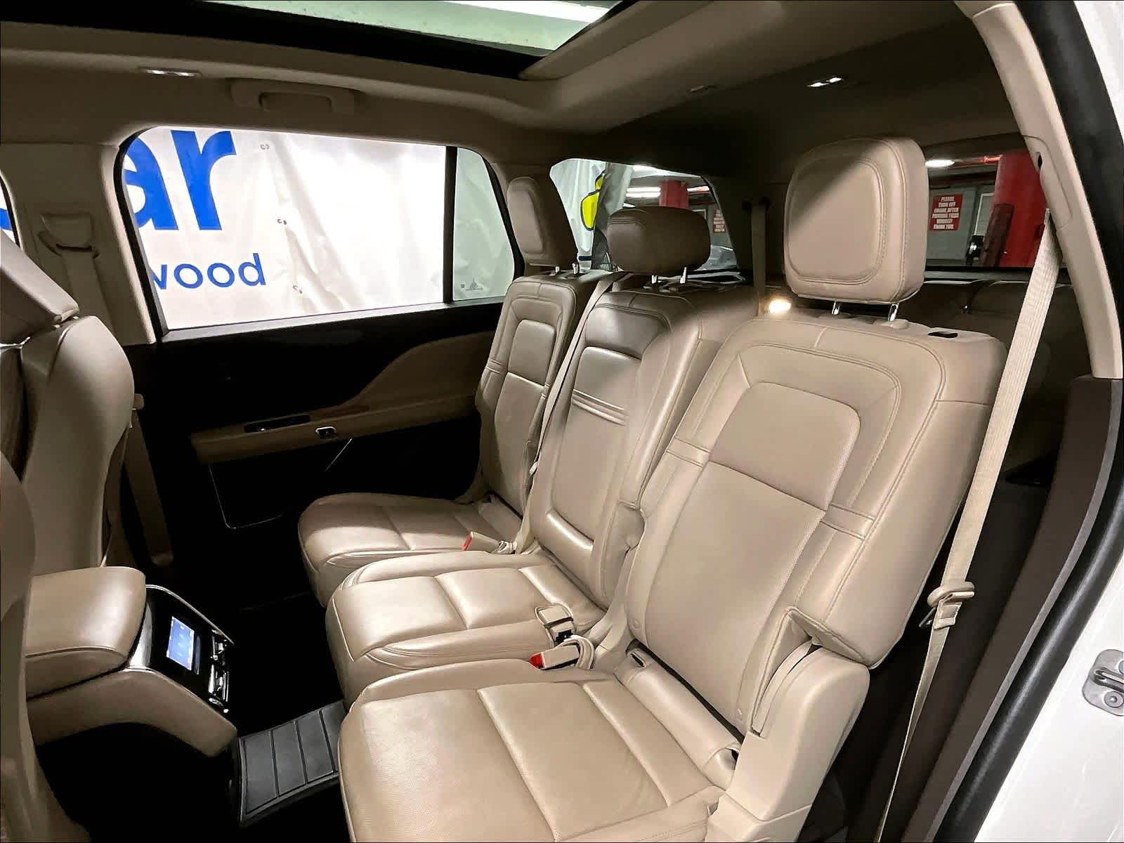 used 2022 Lincoln Aviator car, priced at $39,137