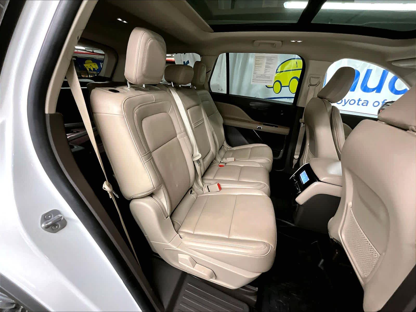 used 2022 Lincoln Aviator car, priced at $39,137