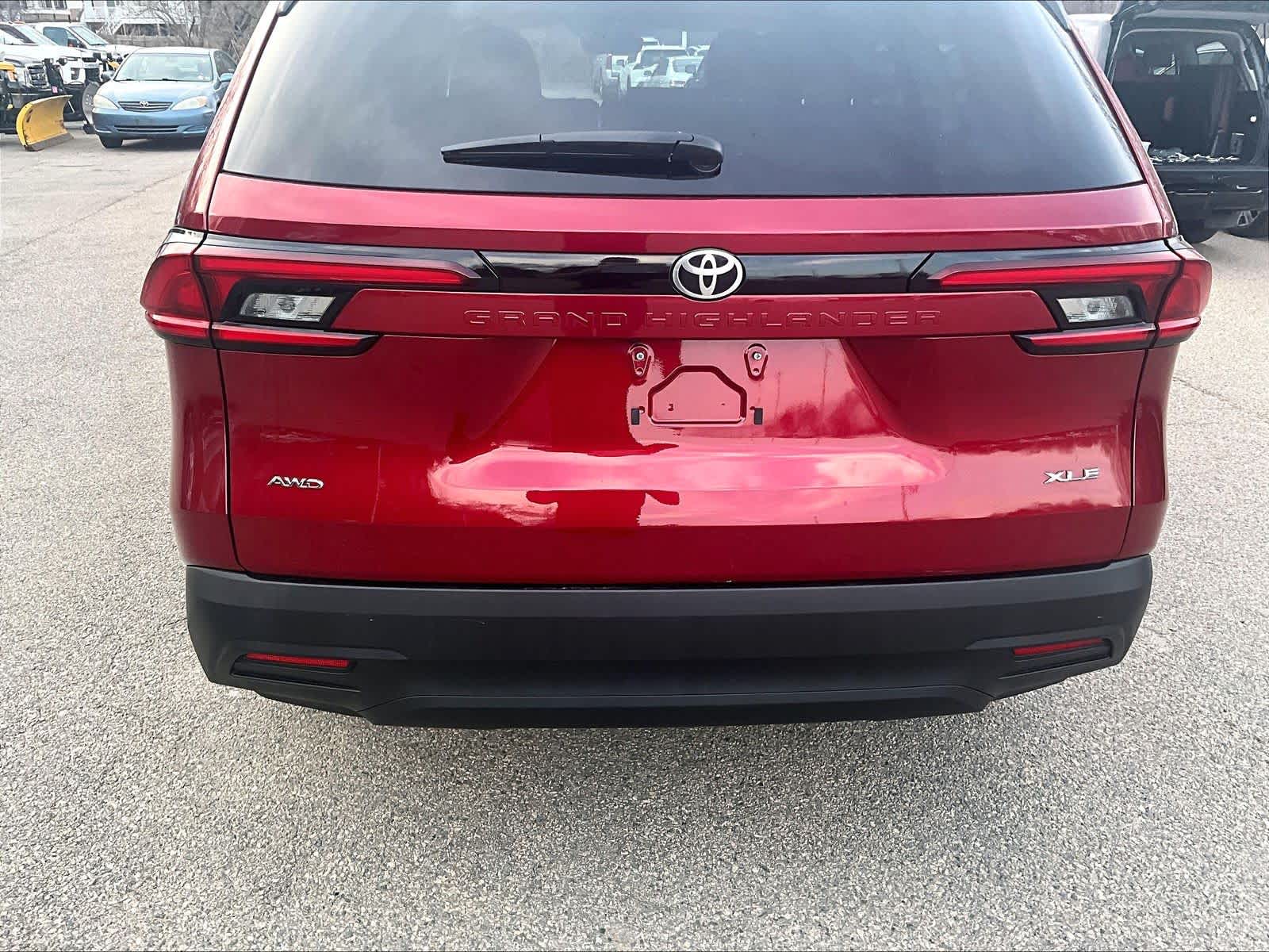 used 2025 Toyota Grand Highlander car, priced at $45,447