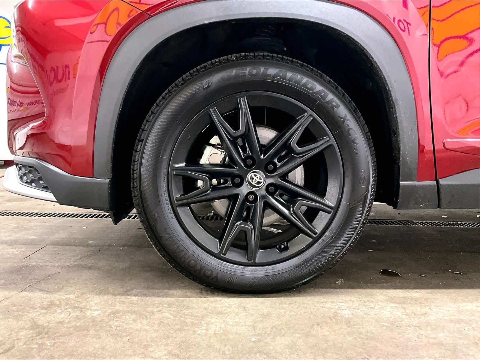 used 2025 Toyota Grand Highlander car, priced at $57,277