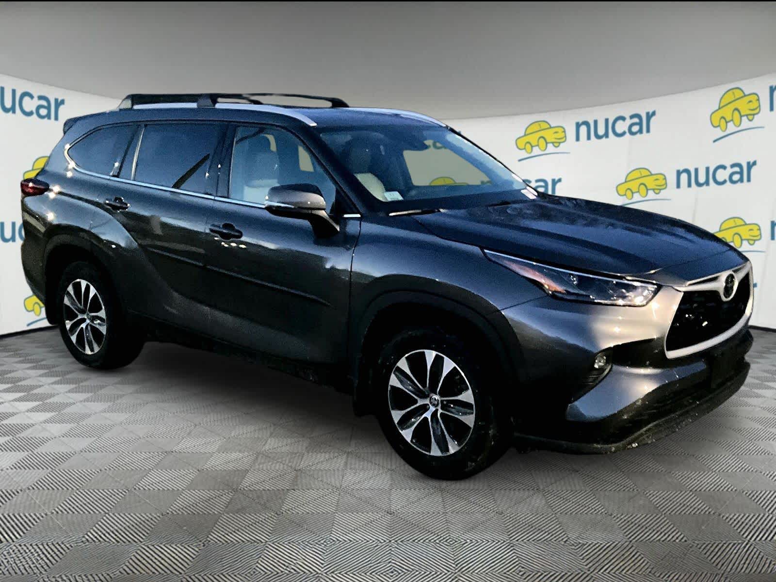 used 2022 Toyota Highlander car, priced at $33,442