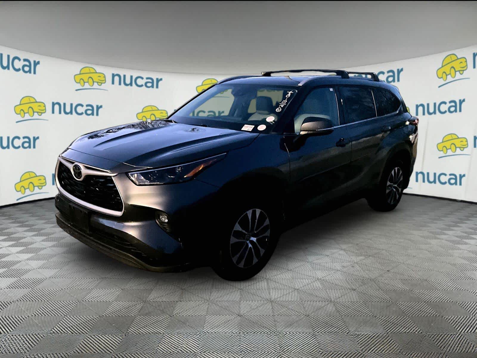 used 2022 Toyota Highlander car, priced at $33,442