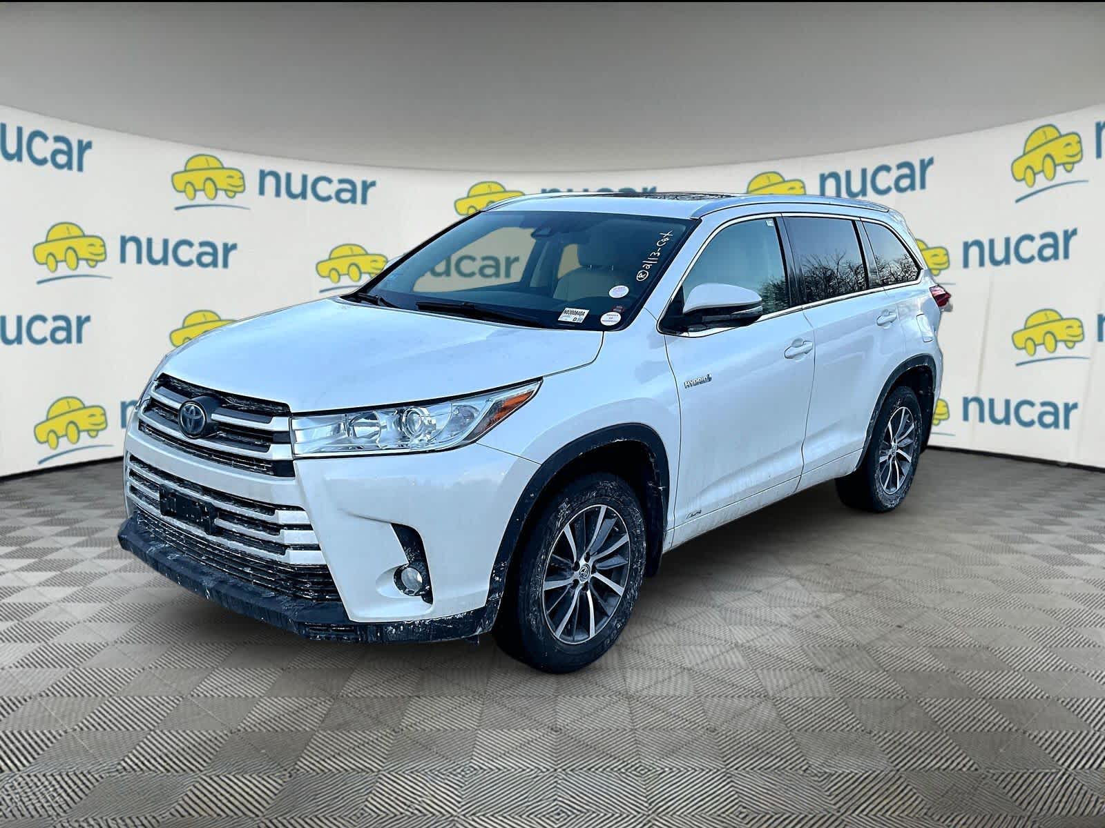 used 2017 Toyota Highlander car, priced at $22,521