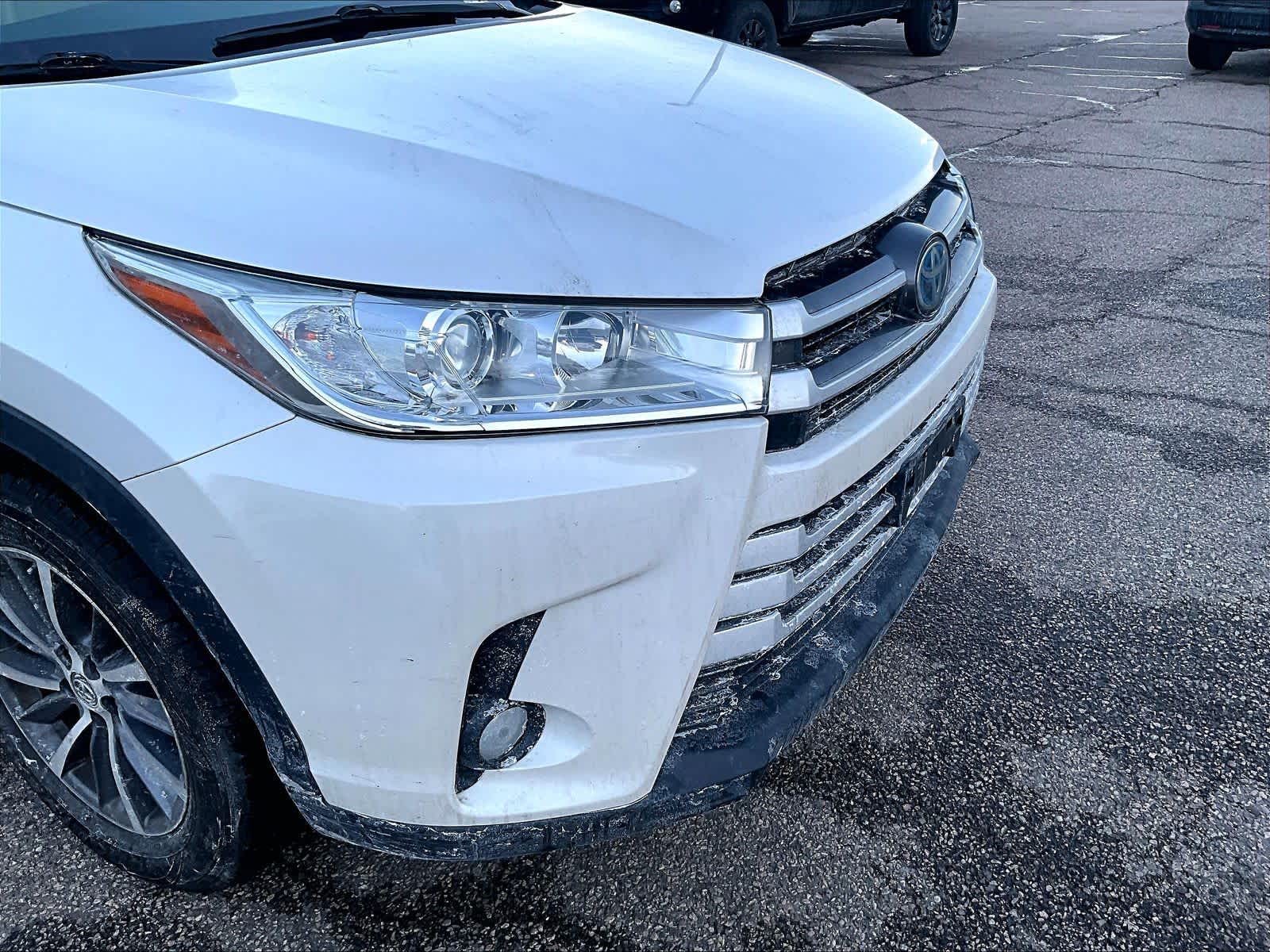 used 2017 Toyota Highlander car, priced at $22,521