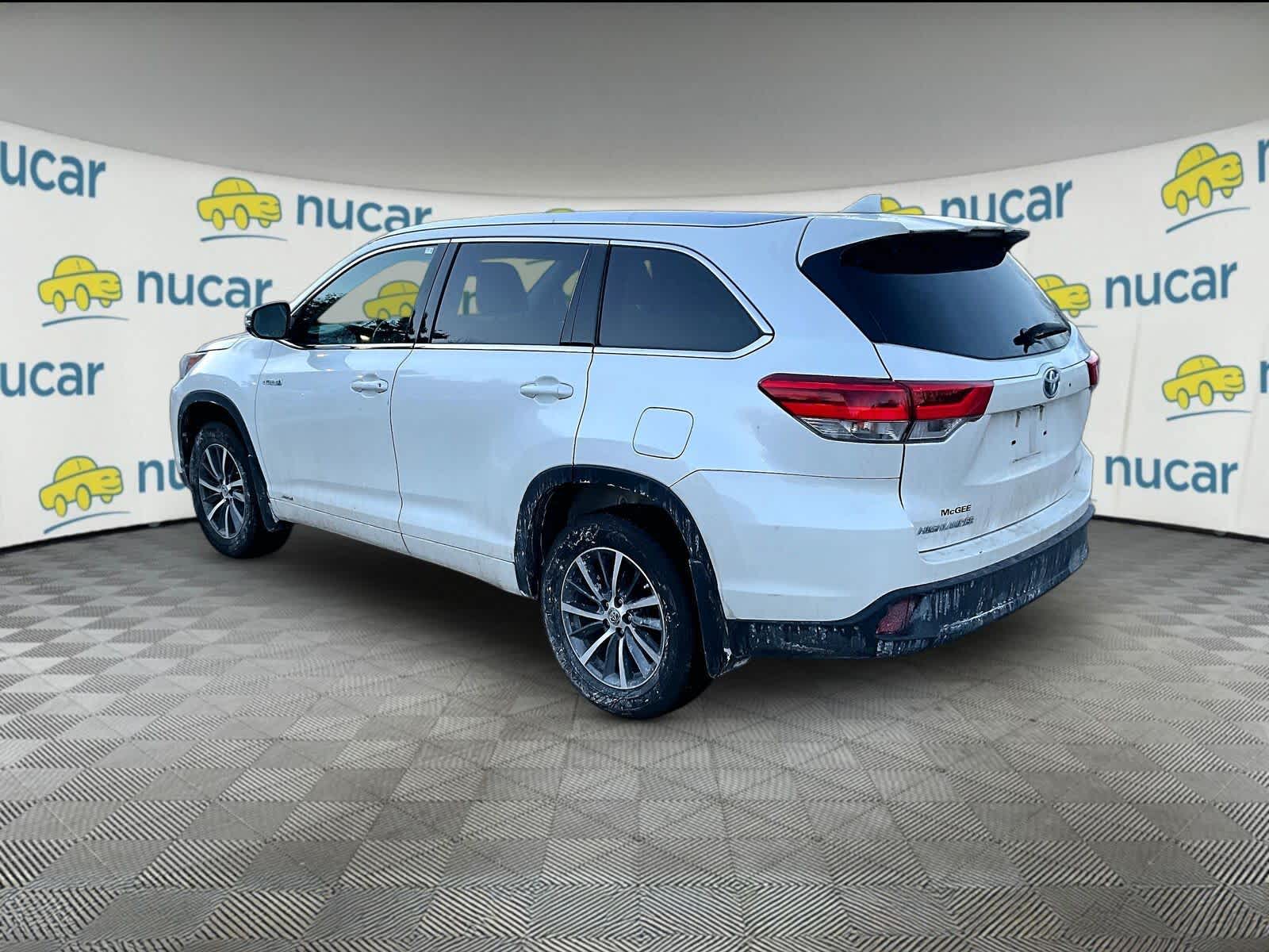 used 2017 Toyota Highlander car, priced at $22,521